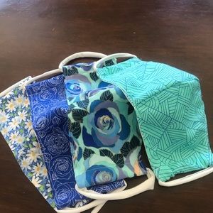 bundle of 4 cloth masks